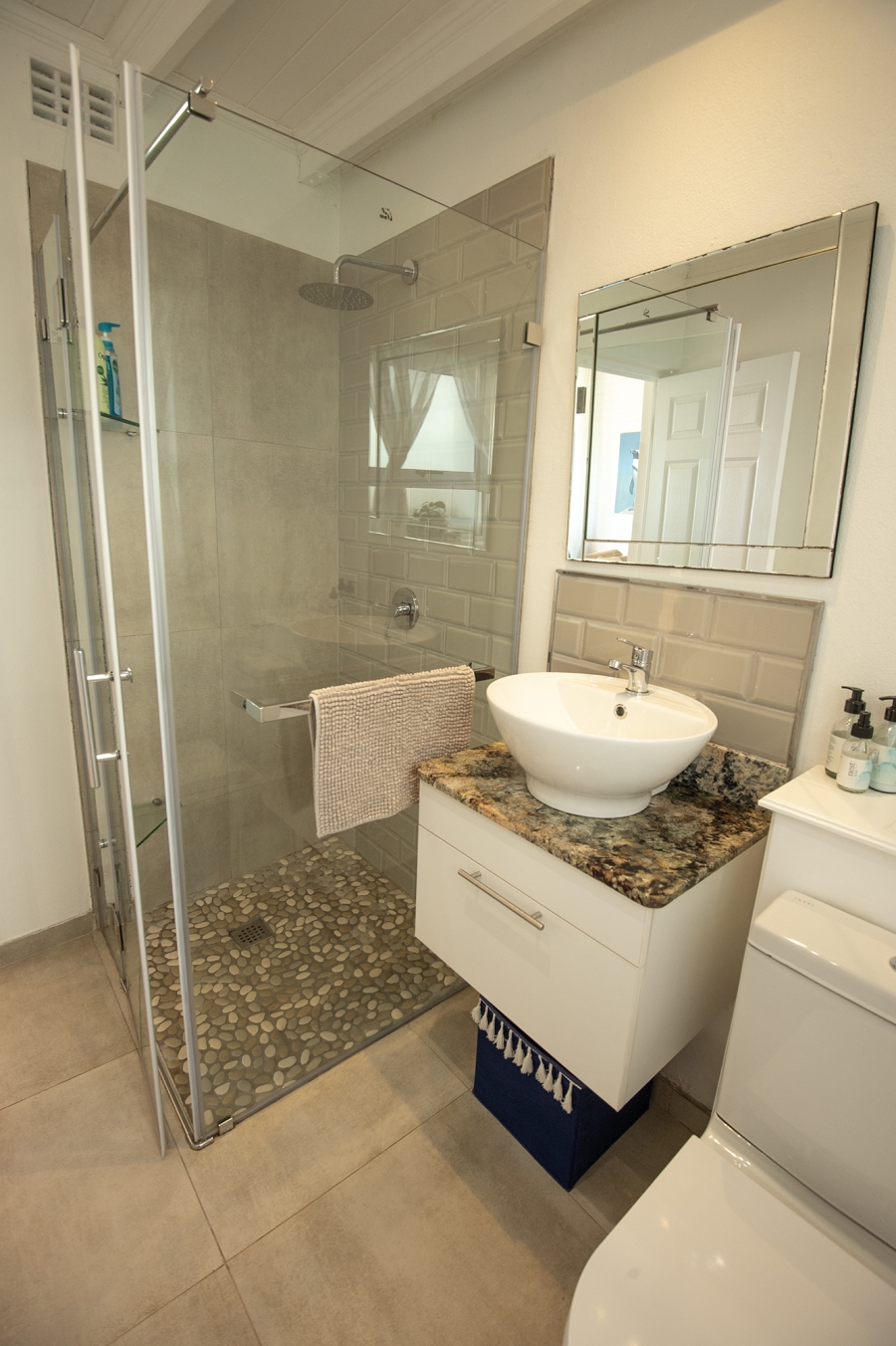 To Let 1 Bedroom Property for Rent in Glencairn Western Cape